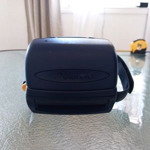 POLOROID 600 ROUND VINTAGE BLUE CAMERA